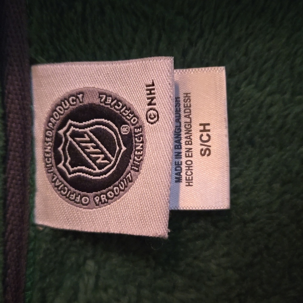 Fleece - Picture 5 of 6